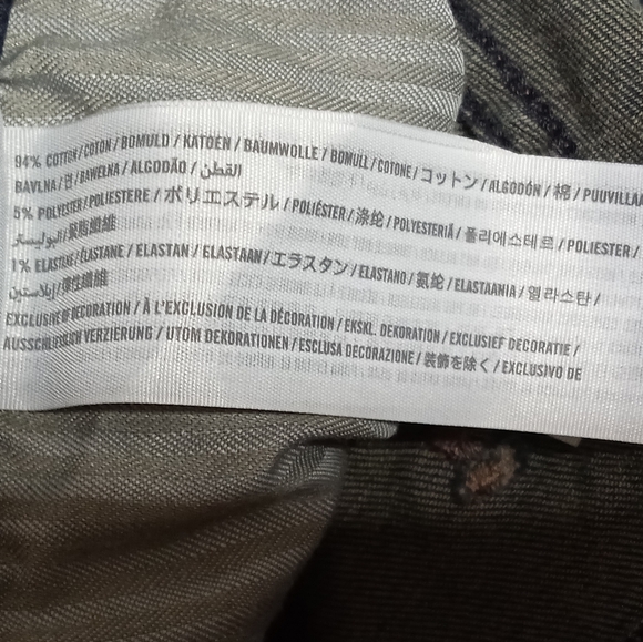 Abercrombie low rise skinny jeans. EUC. Size 26 - Picture 4 of 5